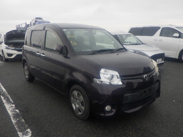 2013 Toyota Sienta