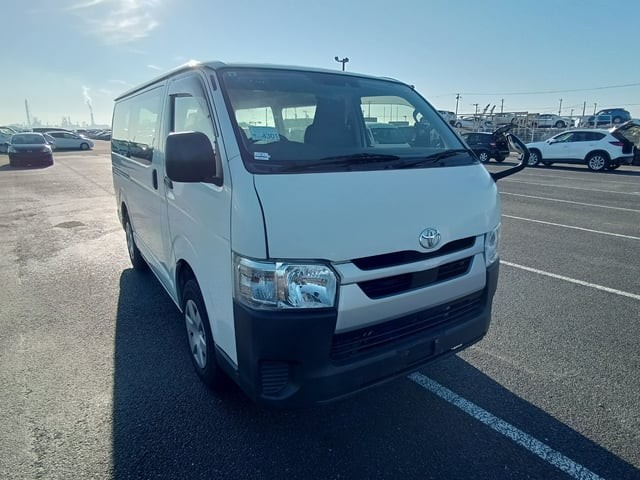 2020 Toyota Hiace V