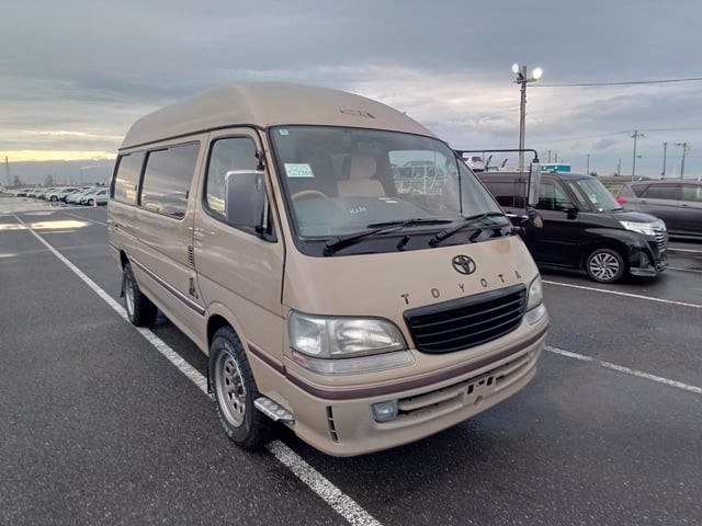 1996 Toyota Hiace V