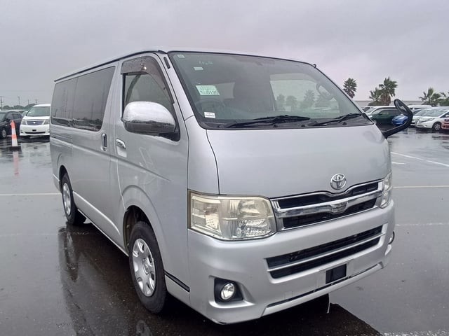 2012 Toyota Hiace V