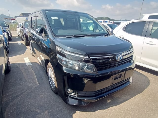 2015 Toyota Voxy HV