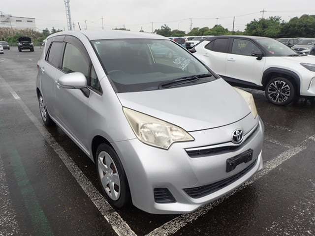 2012 Toyota Ractis