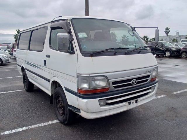 2001 Toyota Hiace V