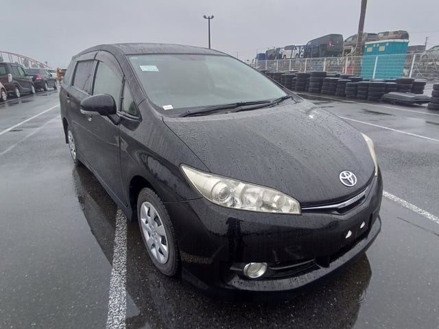 2013 Toyota Wish