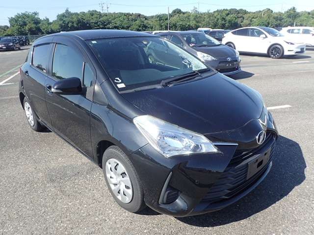2017 Toyota Vitz
