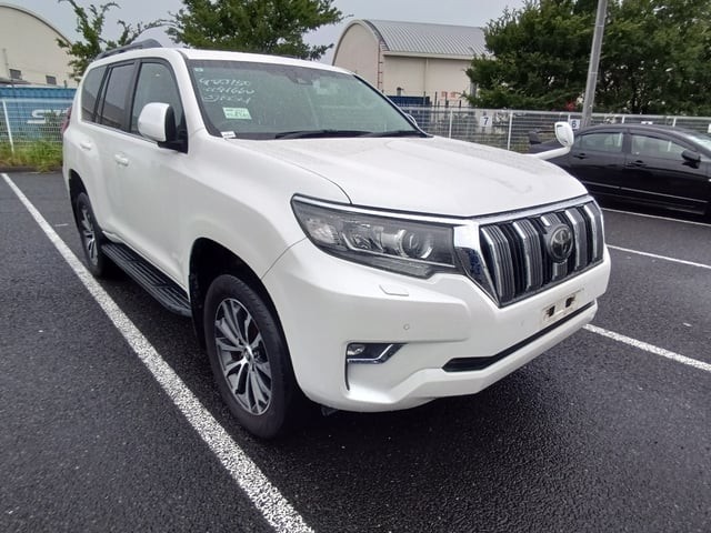 2019 Toyota Land Cruiser Prado