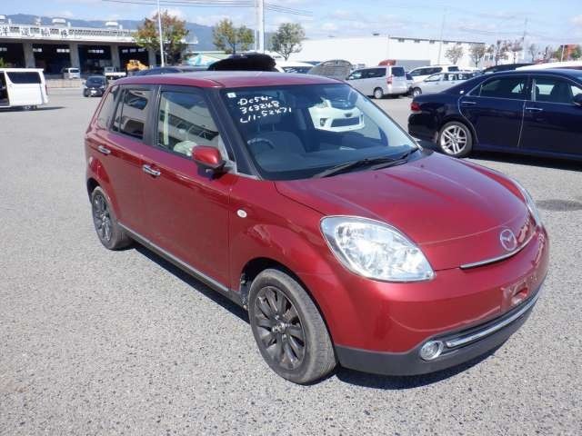 2013 Mazda Verisa