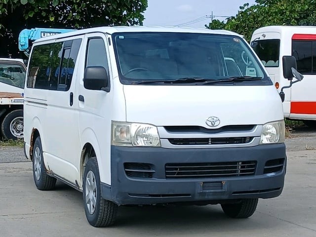 2008 Toyota Hiace V
