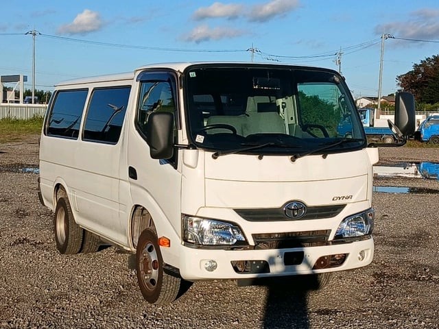 2016 Toyota Dyna Routevan