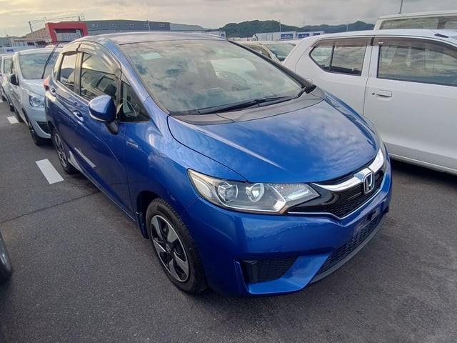 2017 Honda FIT HV