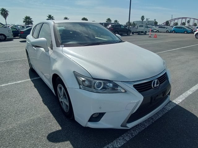 2014 Lexus CT200H