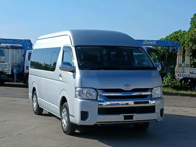 2017 Toyota Hiace W