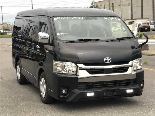 2022 Toyota Hiace V