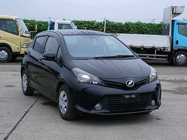 2015 Toyota Vitz