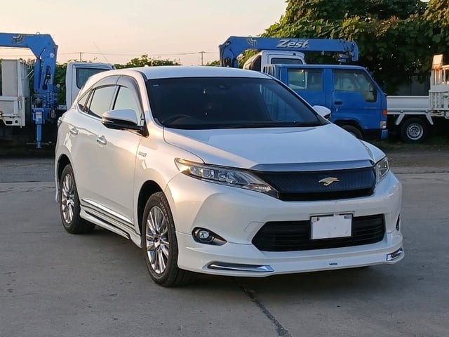 2014 Toyota Harrier HV