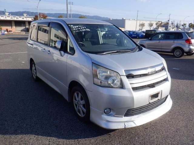 2008 Toyota Noah