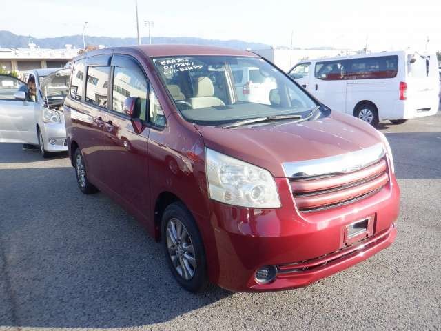 2008 Toyota Noah