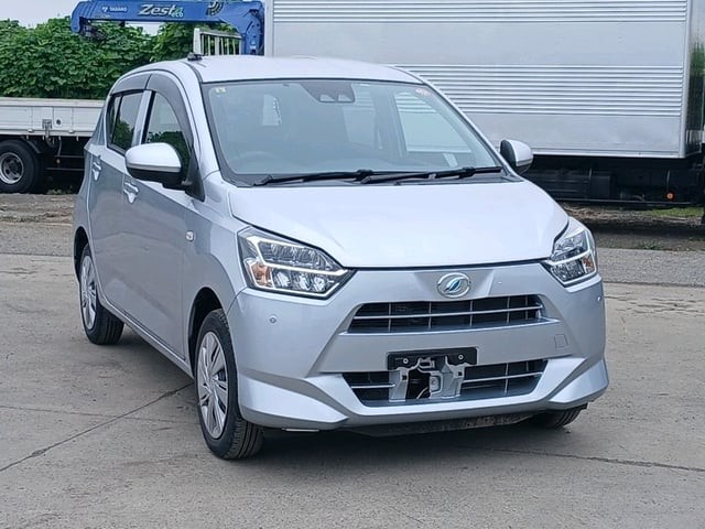 2023 Daihatsu Mira ES