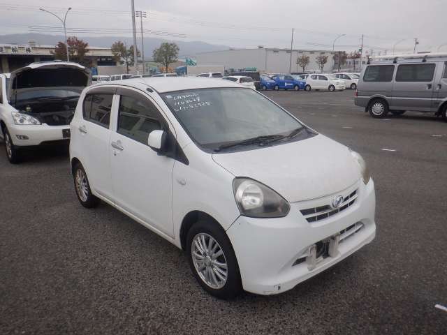 2012 Daihatsu Mira ES
