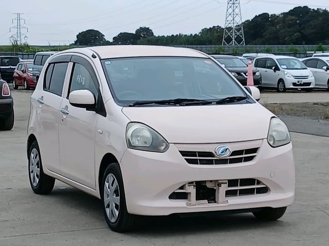 2012 Daihatsu Mira ES