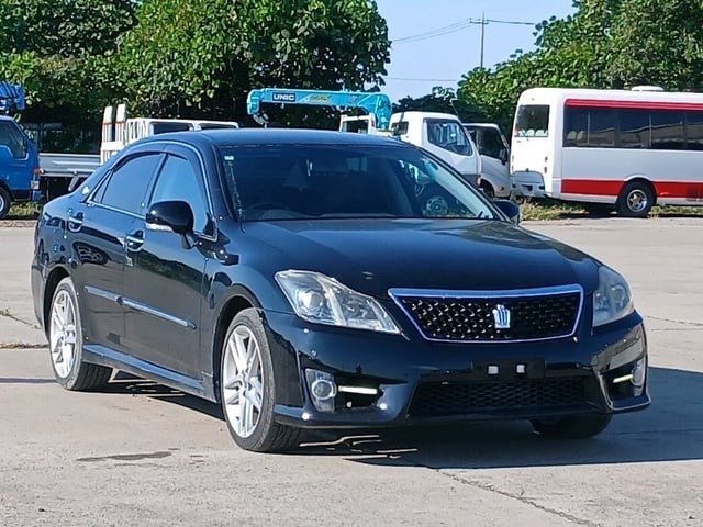 2010 Toyota Crown