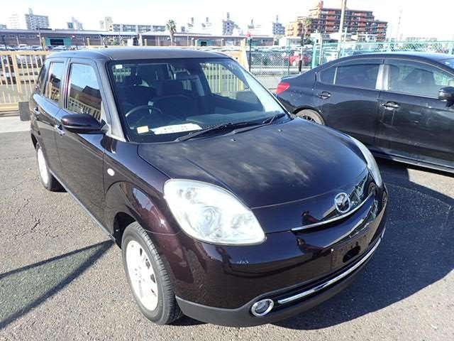 2012 Mazda Verisa