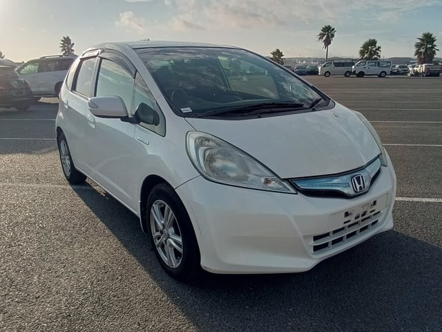 2012 Honda FIT HV