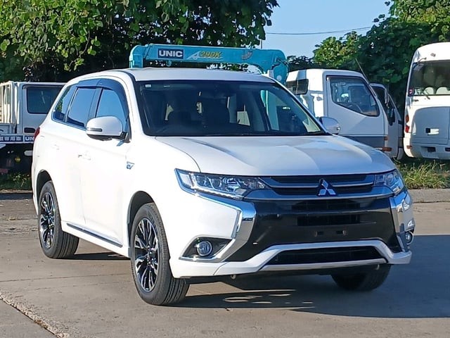 2015 Mitsubishi Outlander Phev