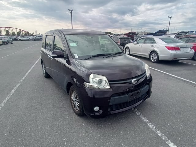 2015 Toyota Sienta