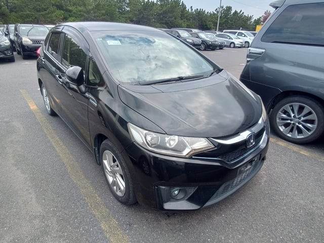 2015 Honda FIT HV