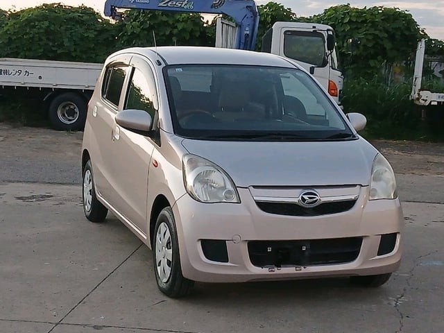 2011 Daihatsu Mira