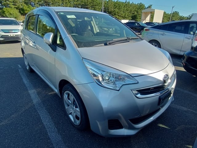 2015 Toyota Ractis