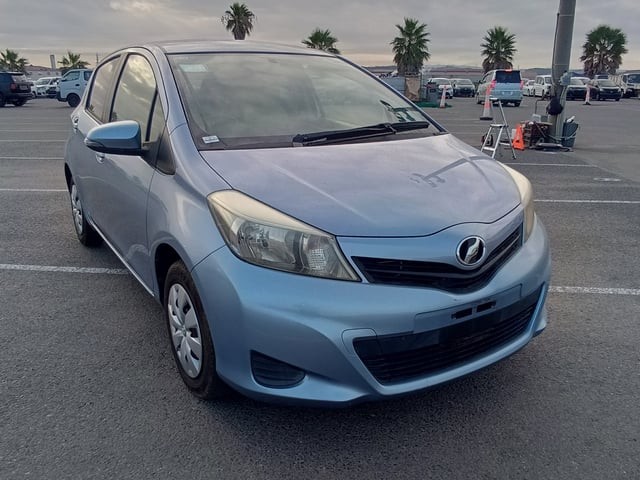 2013 Toyota Vitz
