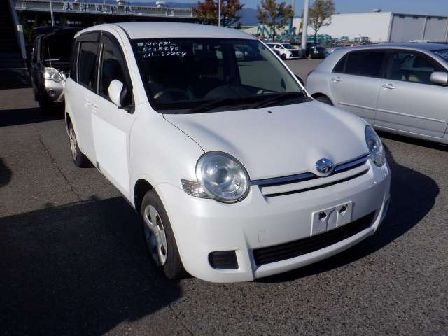 2015 Toyota Sienta