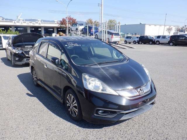 2014 Honda FIT Shuttle HV