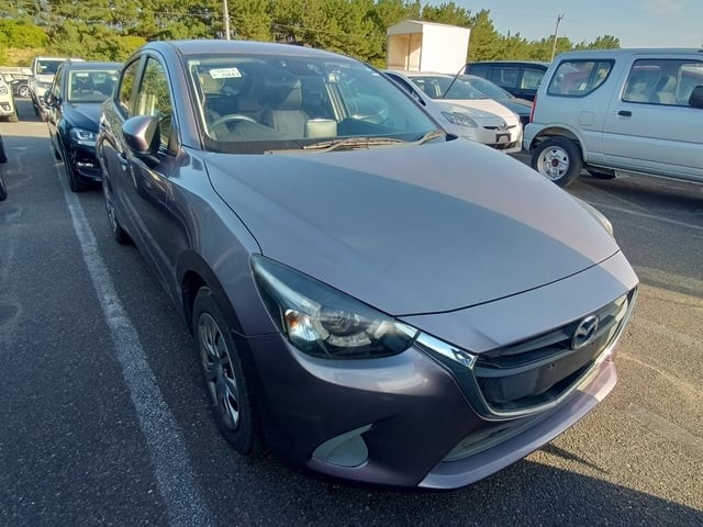 2014 Mazda Demio
