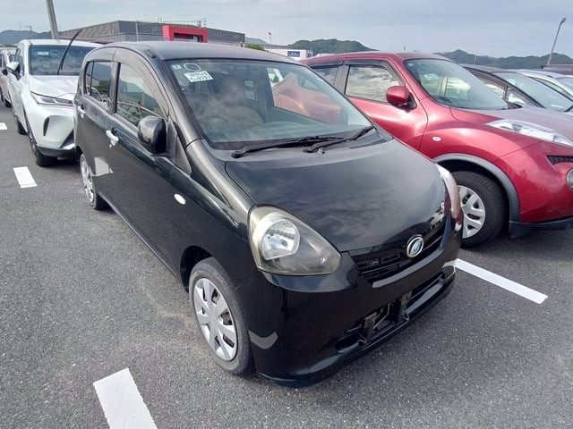 2012 Daihatsu Mira ES