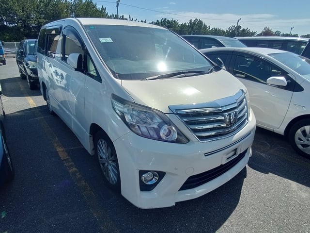 2011 Toyota Alphard