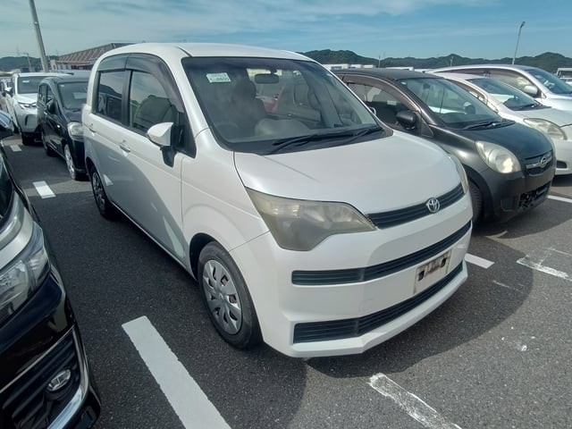 2013 Toyota Spade