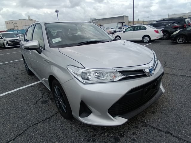 2020 Toyota Axio HV
