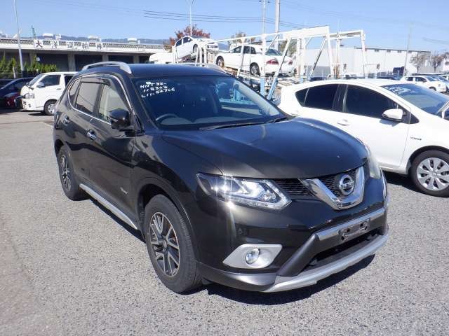 2015 Nissan X-Trail HV