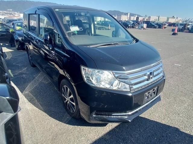 2014 Honda Step Wagon