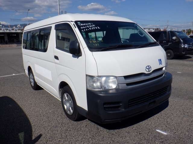 2009 Toyota Hiace W