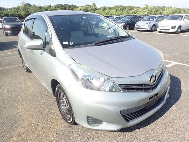 2011 Toyota Vitz