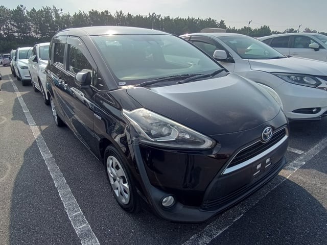 2018 Toyota Sienta HV