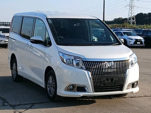 2017 Toyota Esquire