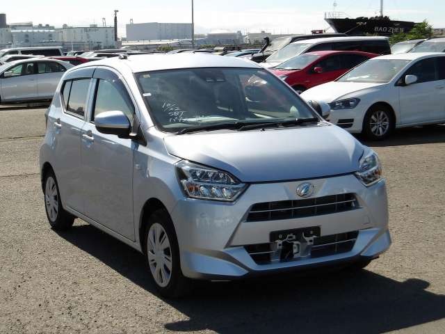 2023 Daihatsu Mira ES