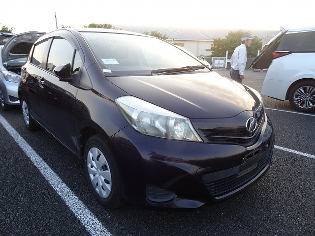 2013 Toyota Vitz