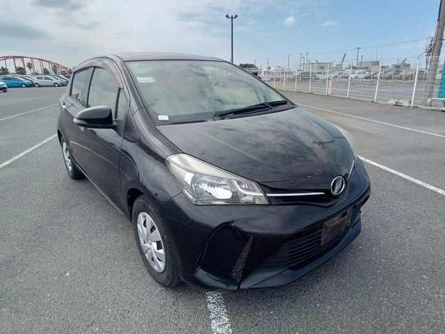 2015 Toyota Vitz
