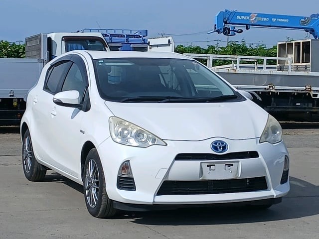 2013 Toyota Aqua